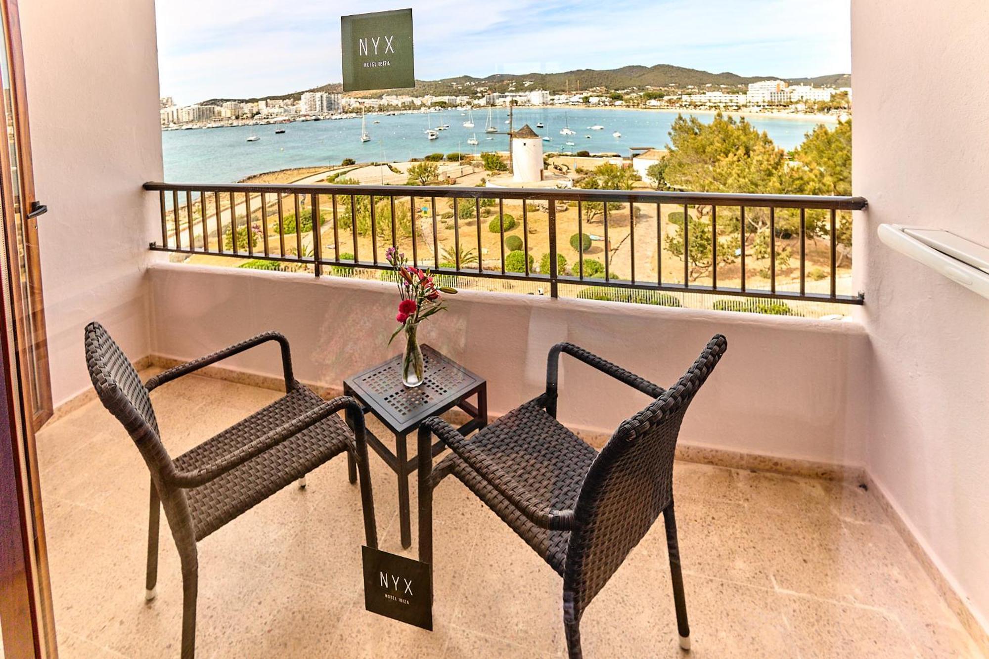 Nyx Hotel Ibiza By Leonardo Hotels-Adults Only Sant Antoni de Portmany Esterno foto
